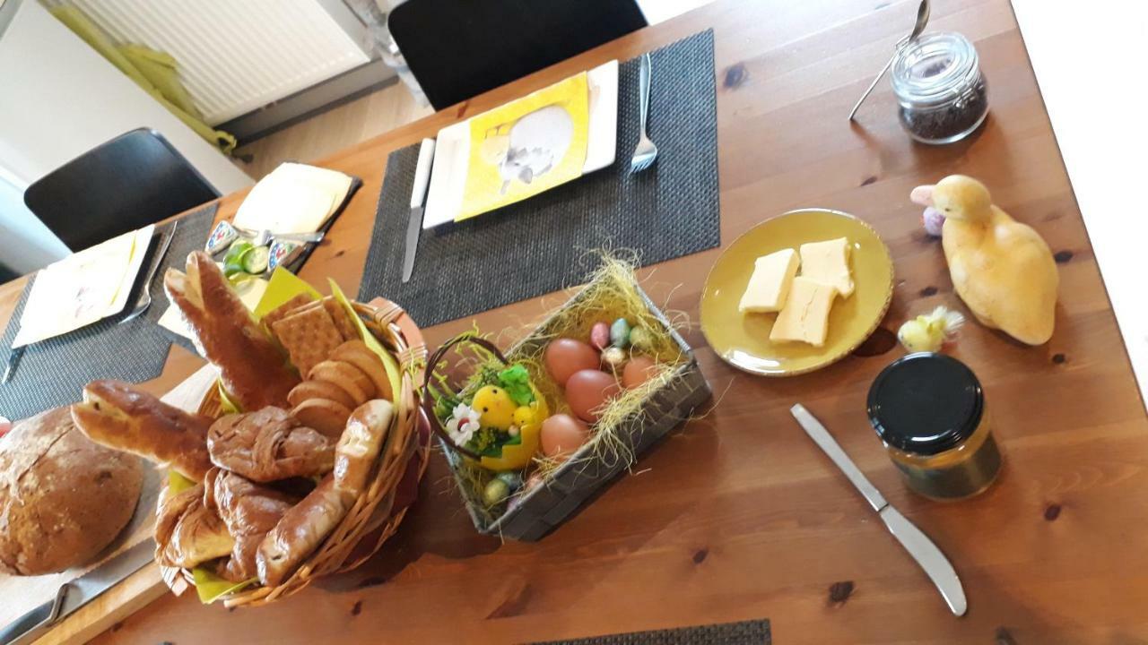 Bed&Breakfast Vallée de l'Ourthe Marcourt Esterno foto